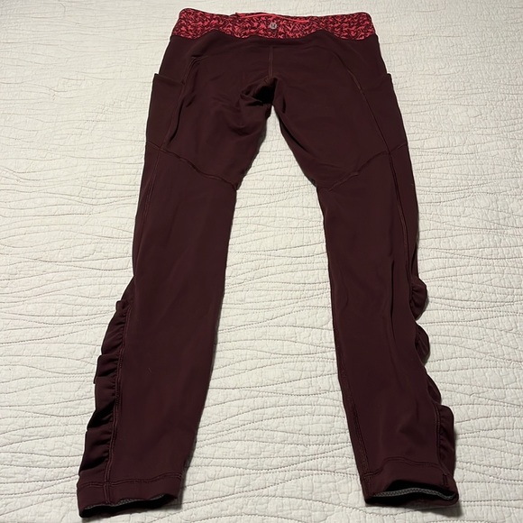 Lululemon Speed Tights Cassis Size 6 - Picture 3 of 5